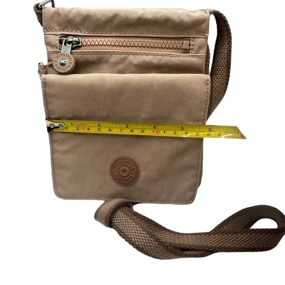 Kipling Eldorado Lightweight Crossbody Bag in light Pink‎ - EUC - Picture 6 of 7